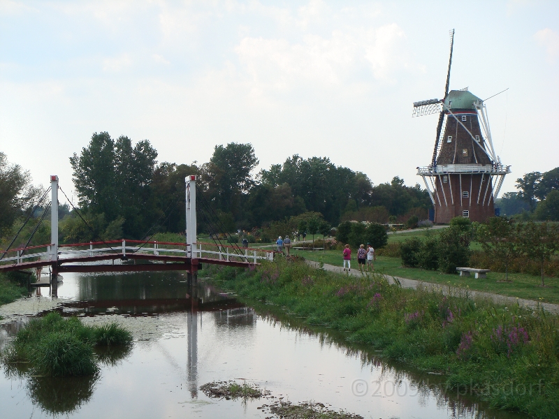 Western Michigan [2009] 524.JPG - Scenes from Windmill Island in Holland, Michigan.